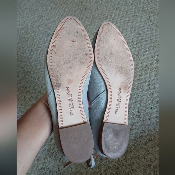 Charleston Shoe Co Suede Ballet ankle closure Flat in gray Size 8 - Picture 11 of 12